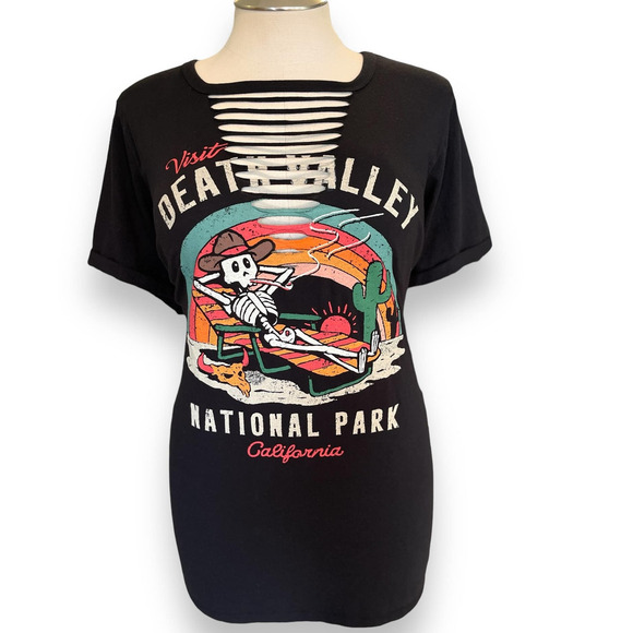 Torrid 2 (2X) Death Valley National Park Slashed Punk Gothic‎ Skeleton T Shirt - Picture 1 of 3
